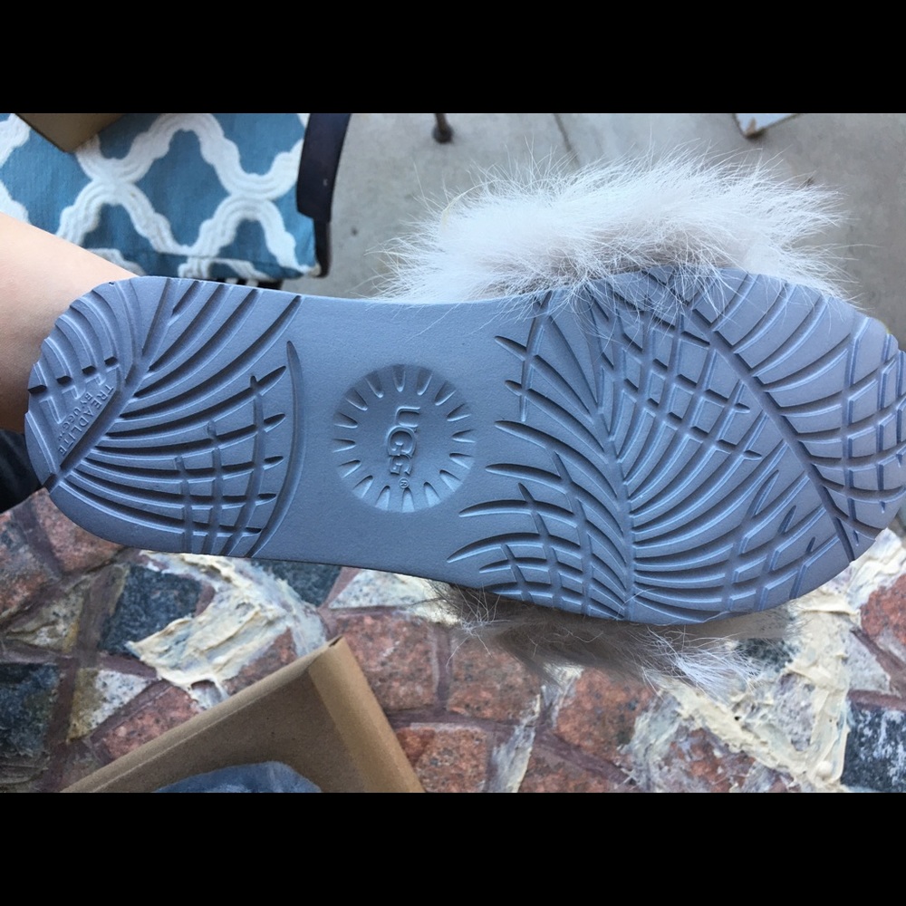 Slides - Picture 3 of 3
